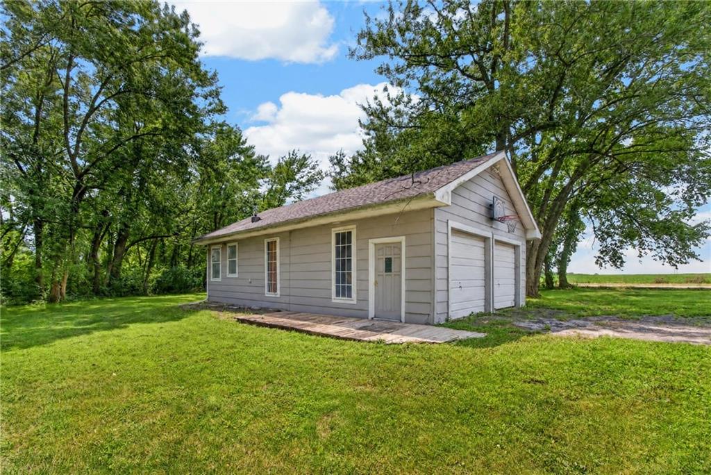 21405 S Harper Road Property Photo 7