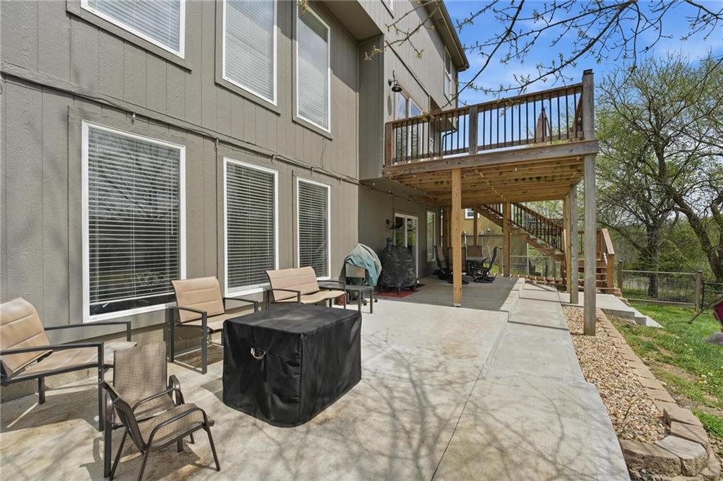215 E Whispering Hills Boulevard Property Photo 25