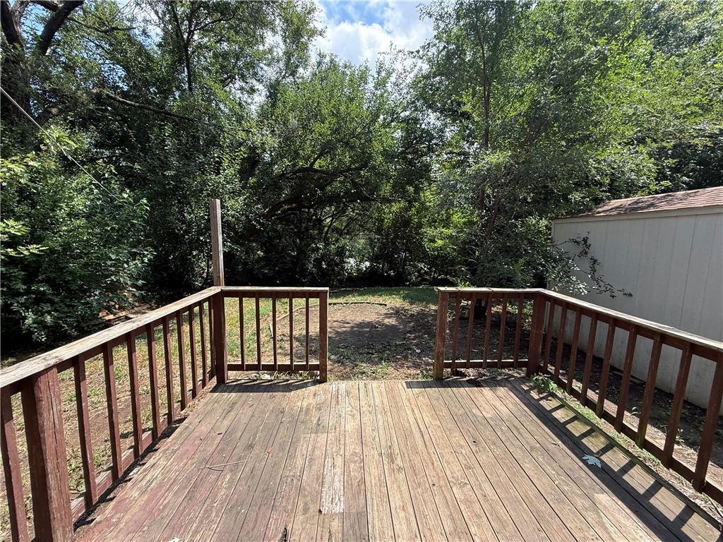 4529 N Forest Avenue Property Photo 9