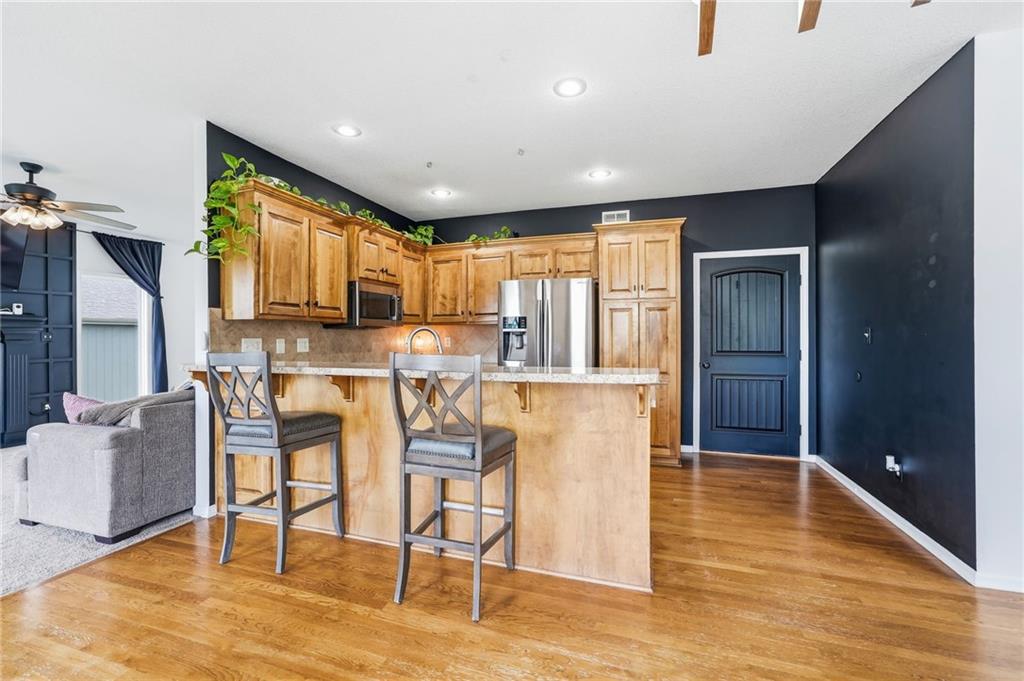 16912 Summit Drive Property Photo 10