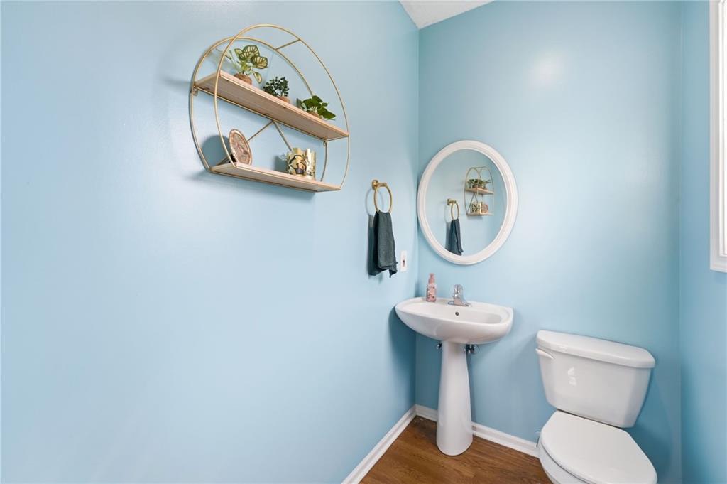 16912 Summit Drive Property Photo 19