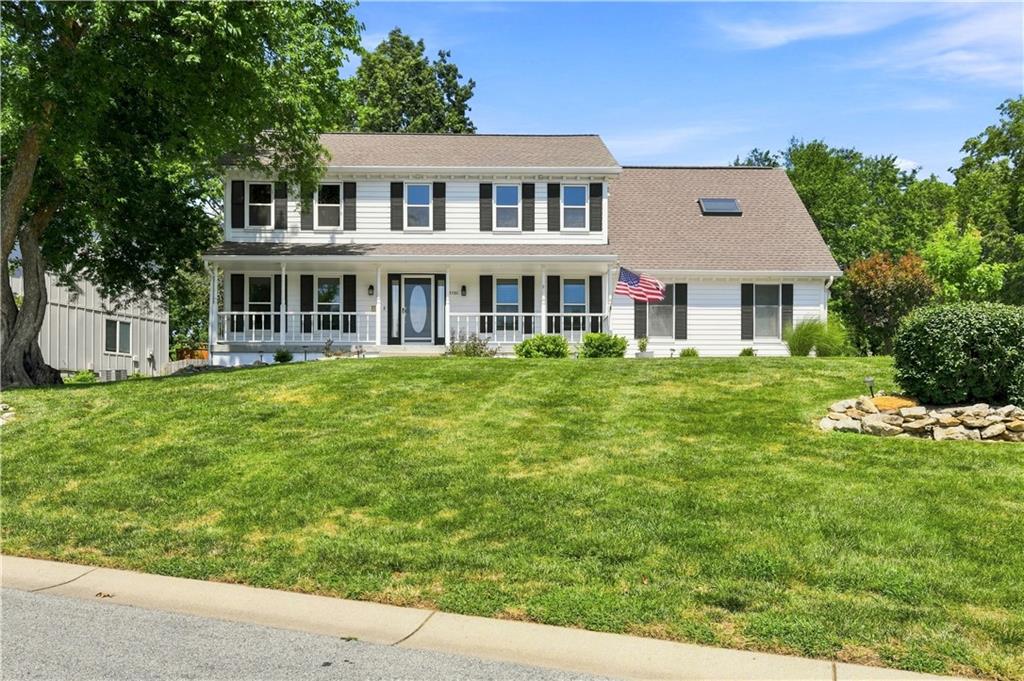 2700 Nw Bent Tree Circle Property Photo 1