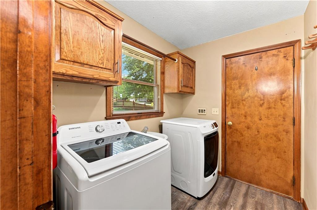 2700 Nw Bent Tree Circle Property Photo 13