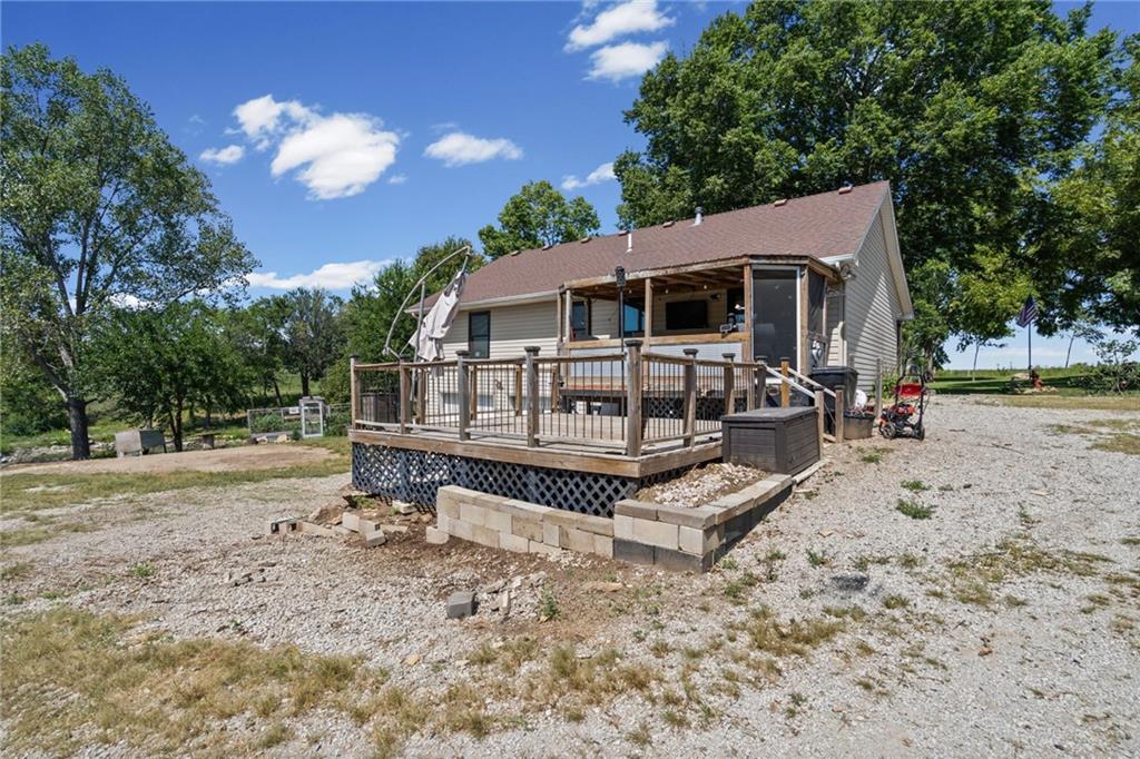 17562 C Highway Property Photo 33