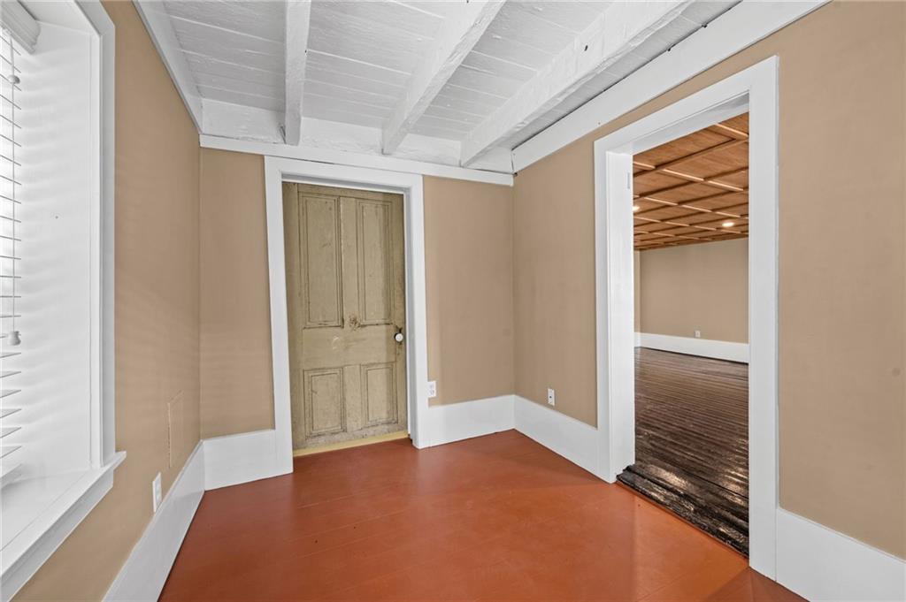 633 Main Street Property Photo 24