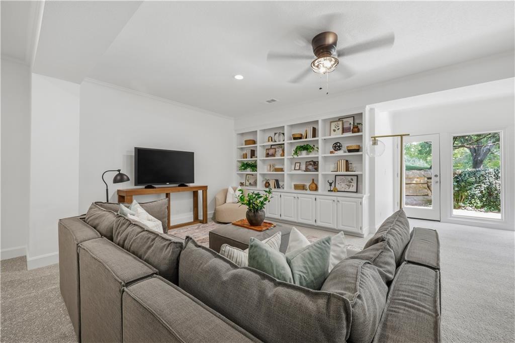 10153 S Shadow Circle Property Photo 39