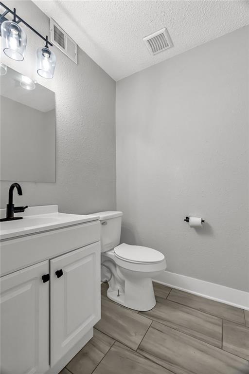 12735 W 108th Place Property Photo 9