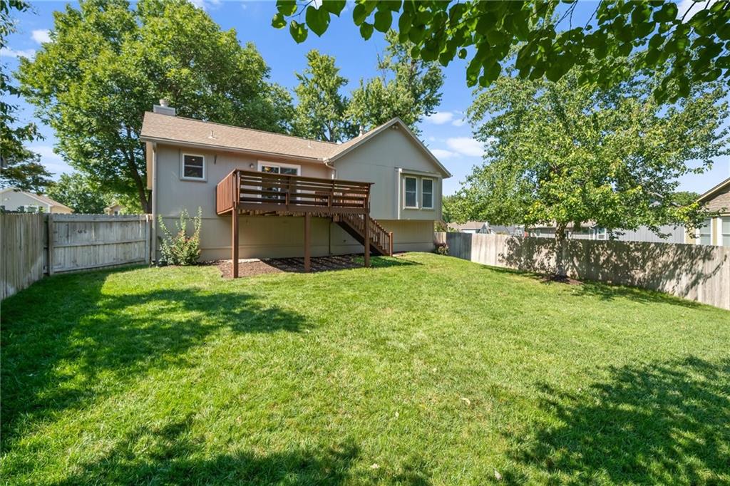 22201 W 64th Terrace Property Photo 27