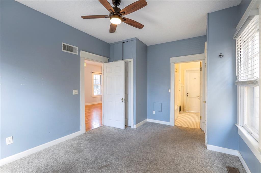 829 W 40 Street Property Photo 20