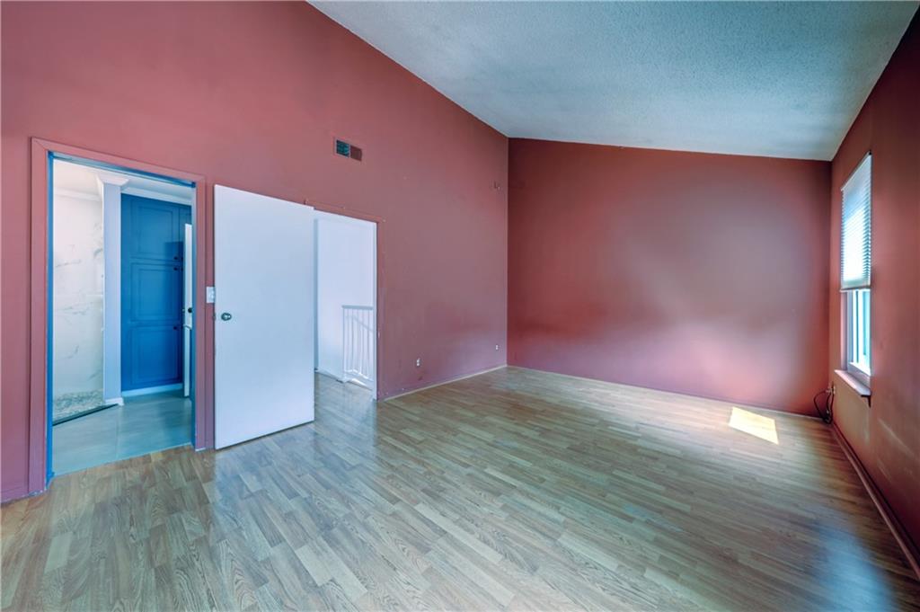 8588 W 108th Place Property Photo 15