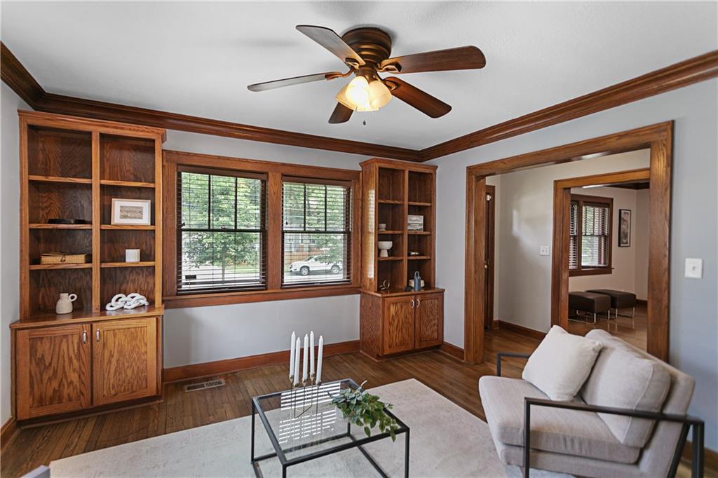 109 W 65th Street Property Photo 12