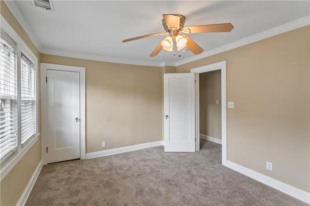 109 W 65th Street Property Photo 26