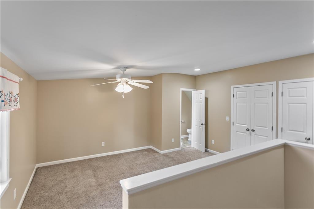 109 W 65th Street Property Photo 28