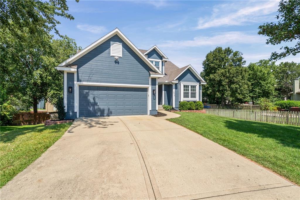 6214 W 155th Place Property Photo 3