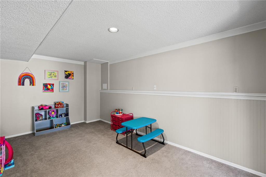 6214 W 155th Place Property Photo 32