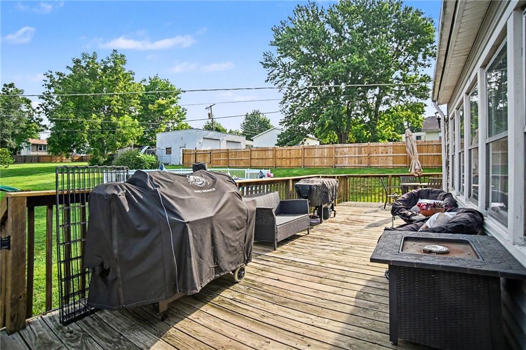 3719 Seneca Street Property Photo 22