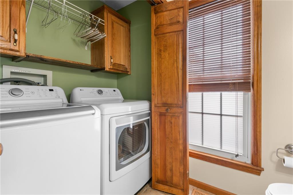 12110 S Acuff Lane Property Photo 22
