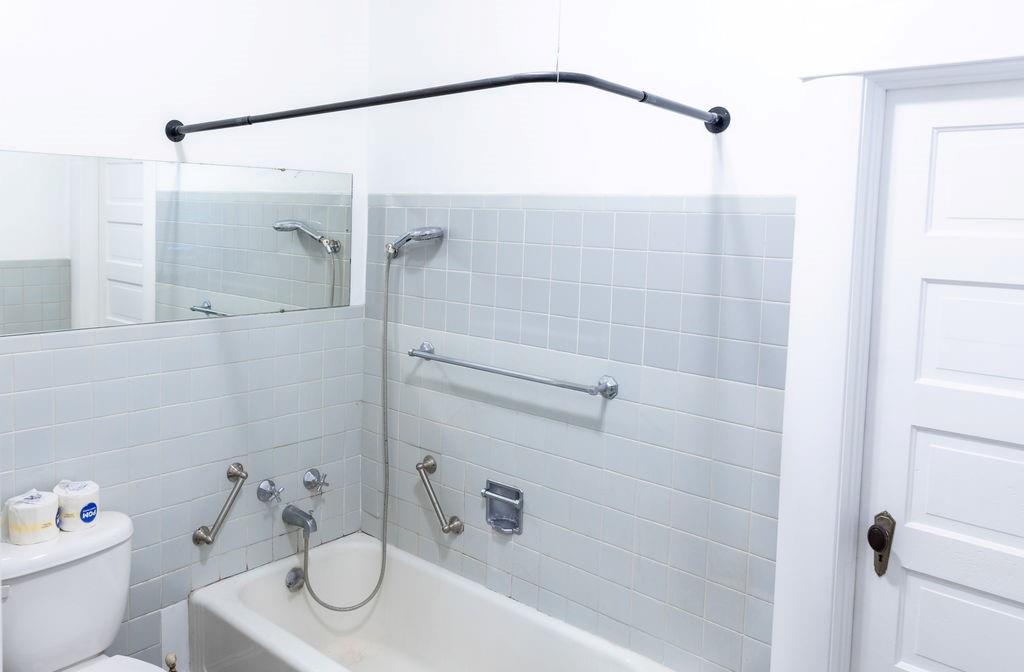 2402 Mitchell Avenue Property Photo 9