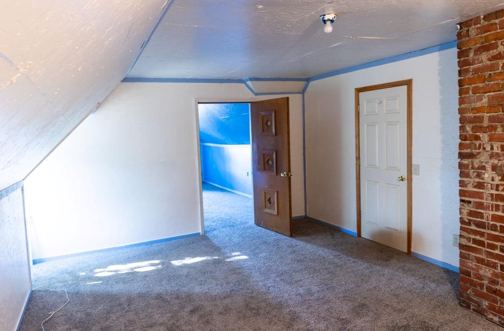 2402 Mitchell Avenue Property Photo 12