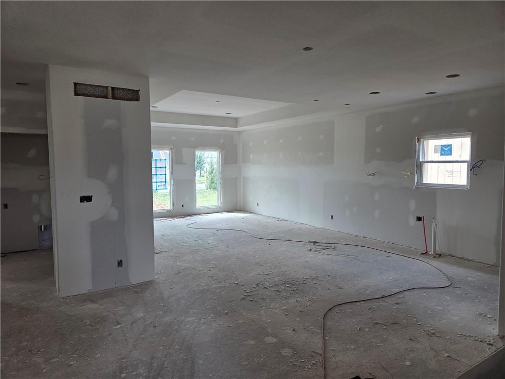 17079 W 168th Place Property Photo 3