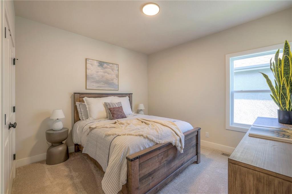 17079 W 168th Place Property Photo 9
