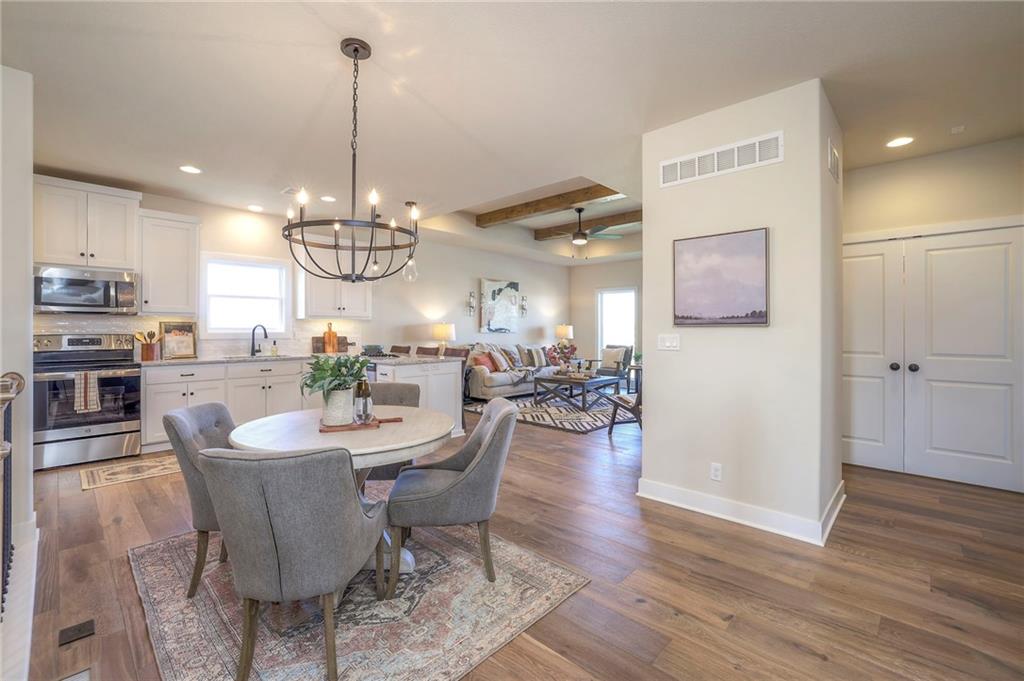 17079 W 168th Place Property Photo 11