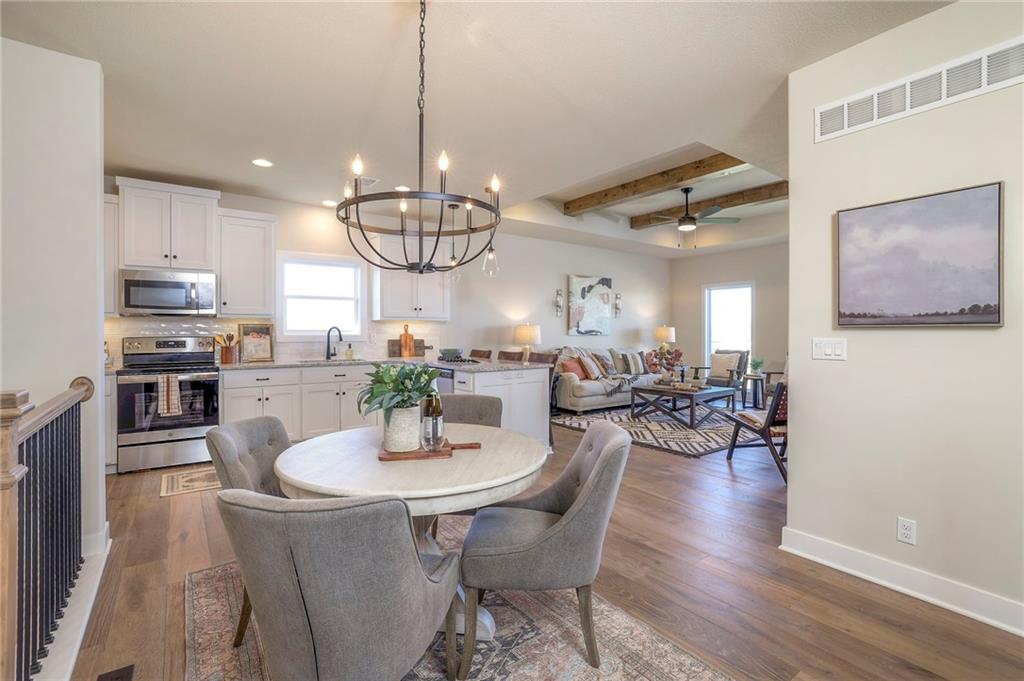17079 W 168th Place Property Photo 12