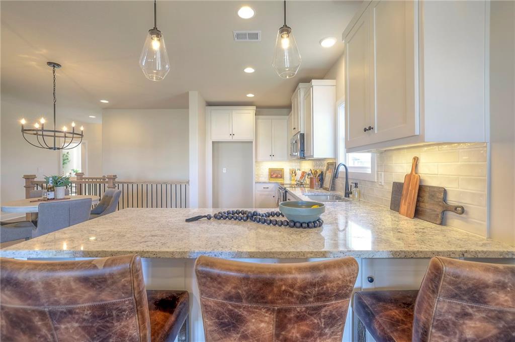 17079 W 168th Place Property Photo 16