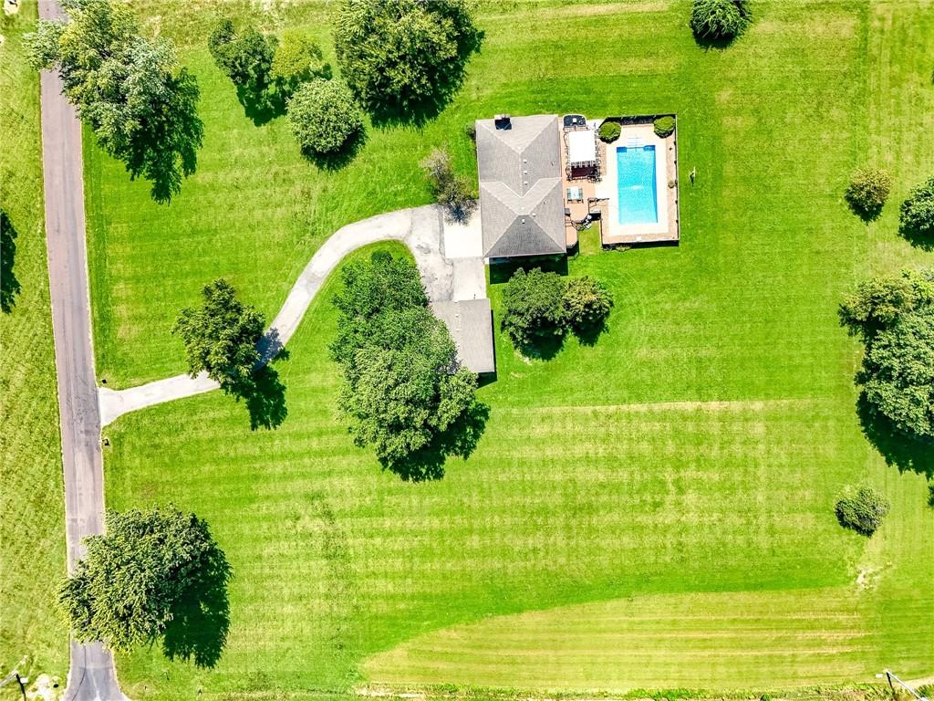 6 Delaney Drive Property Photo 2