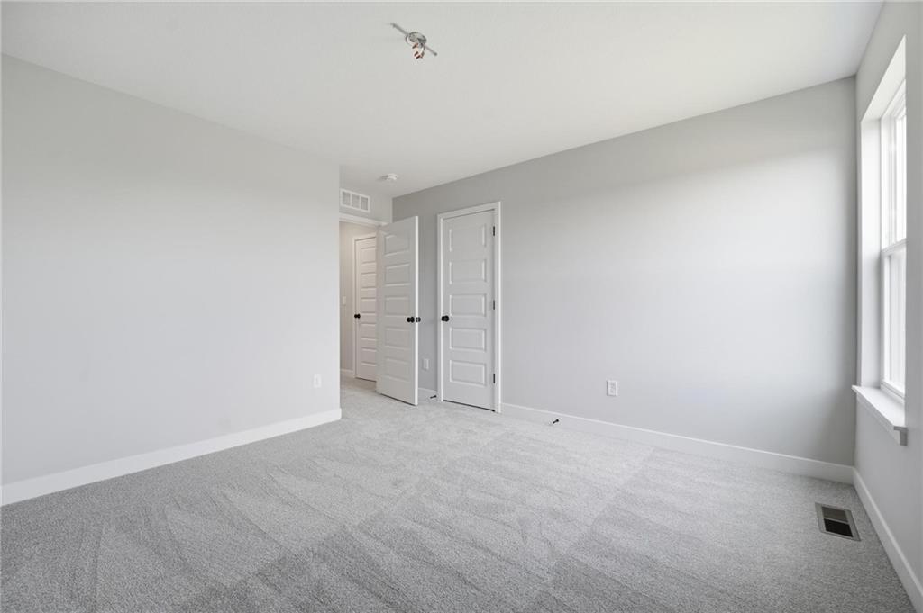 806 Glenn Circle Property Photo 26