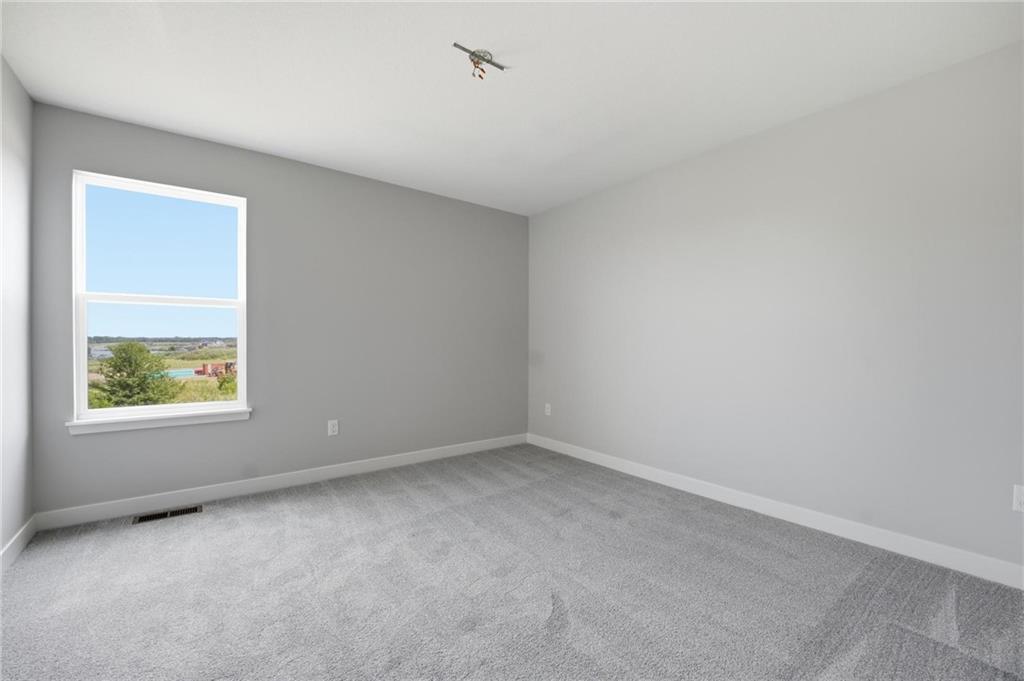 806 Glenn Circle Property Photo 27