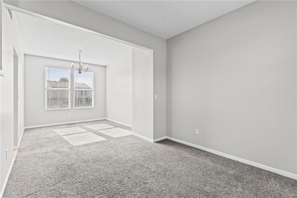 1807 W Fredrickson Drive Property Photo 3