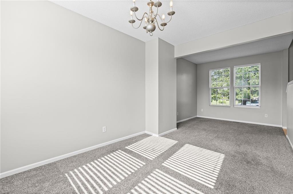 1807 W Fredrickson Drive Property Photo 7