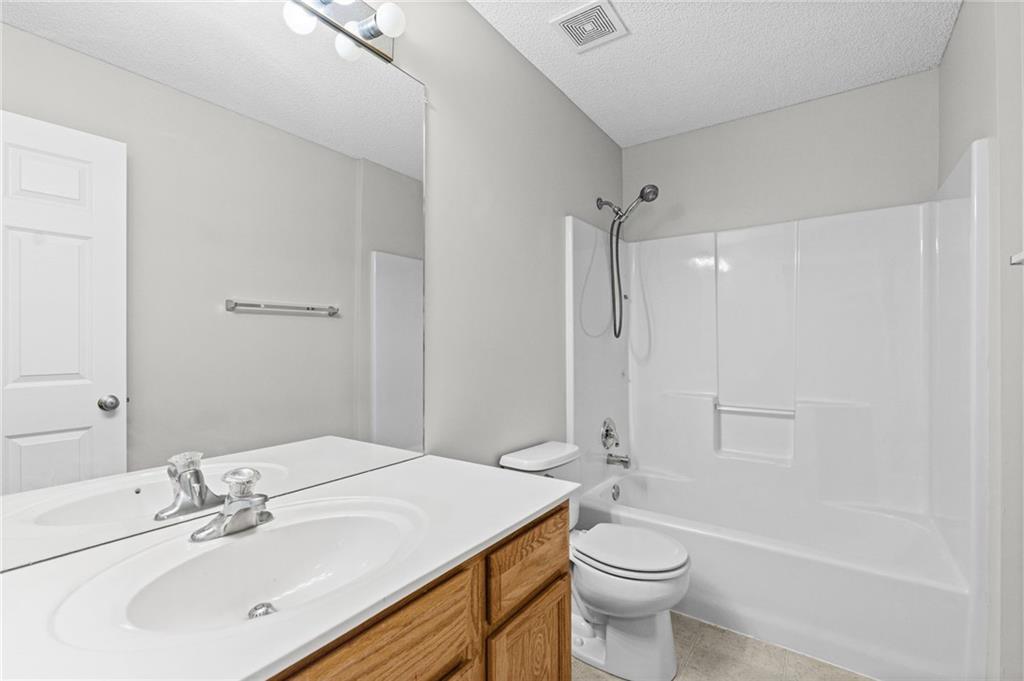 1807 W Fredrickson Drive Property Photo 22