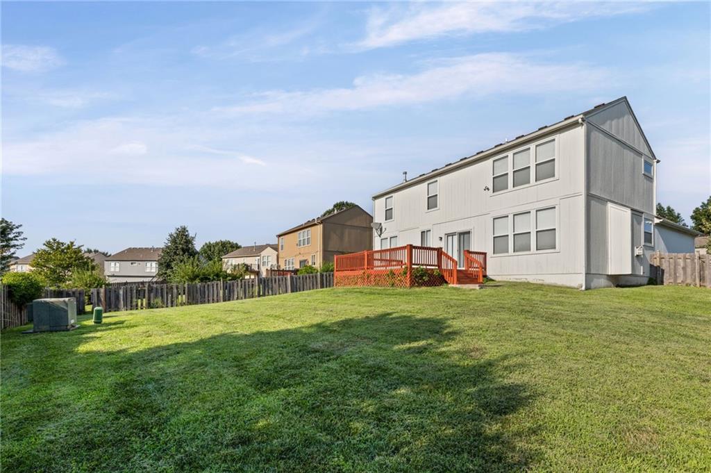 1807 W Fredrickson Drive Property Photo 32