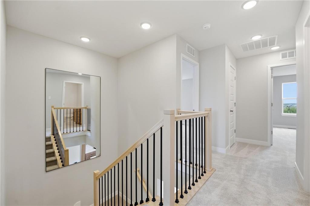 808 Glenn Circle Property Photo 14
