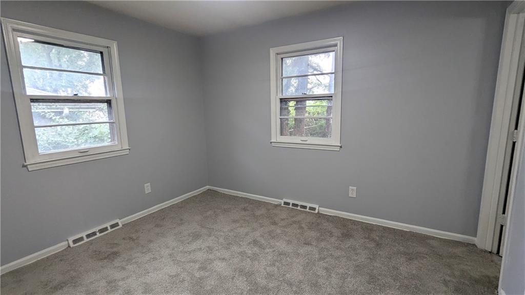 4002 S Hocker Avenue Property Photo 25