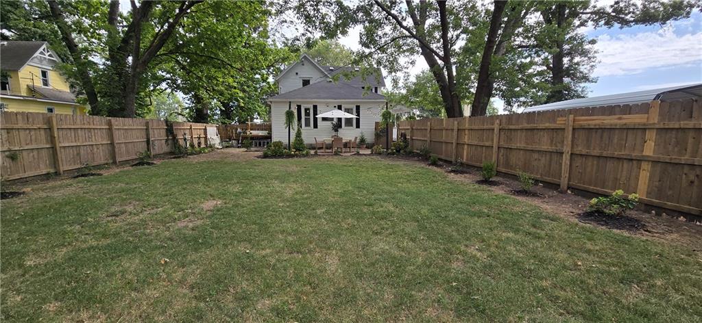 109 N Western N/a Property Photo 36
