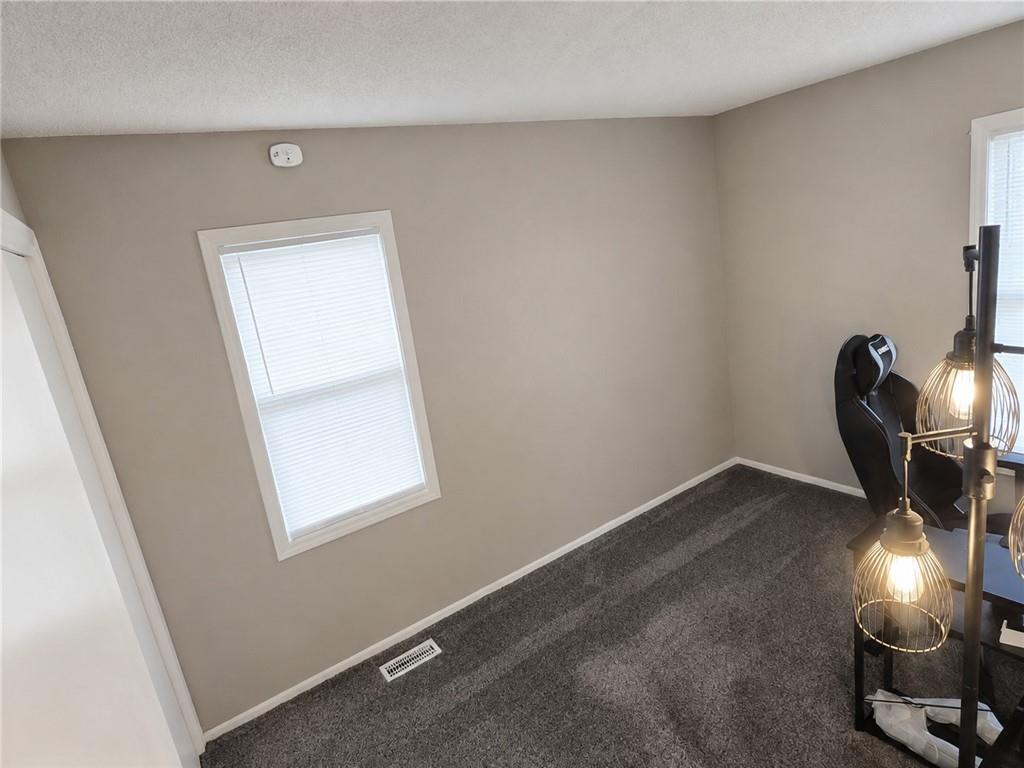 317 N Cochise Drive Property Photo 14