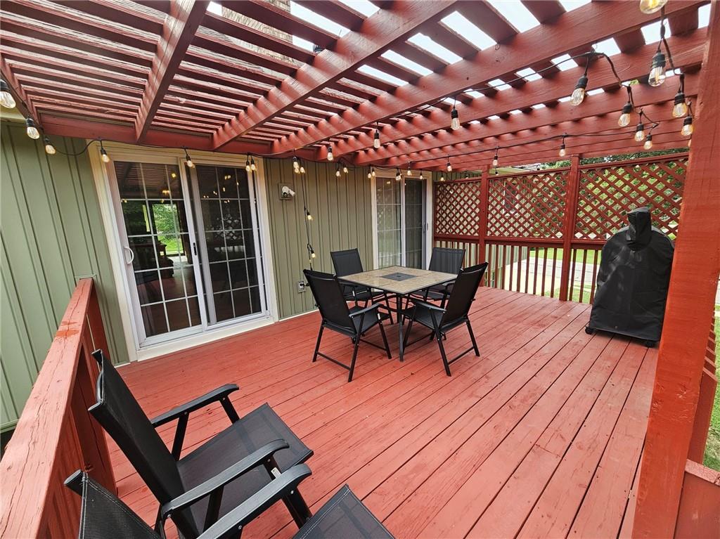 6440 Greenwood Street Property Photo 4