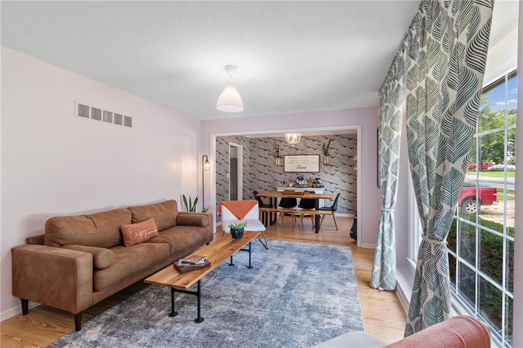 413 Pershing Street Property Photo 6