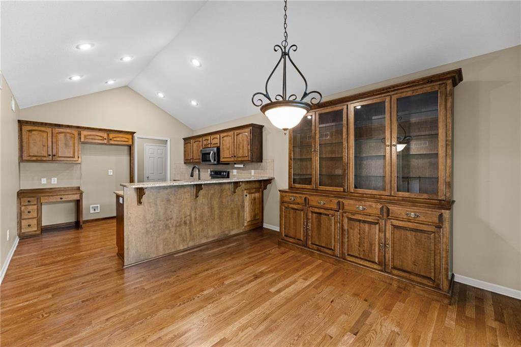 15261 S Symphony Drive Property Photo 9
