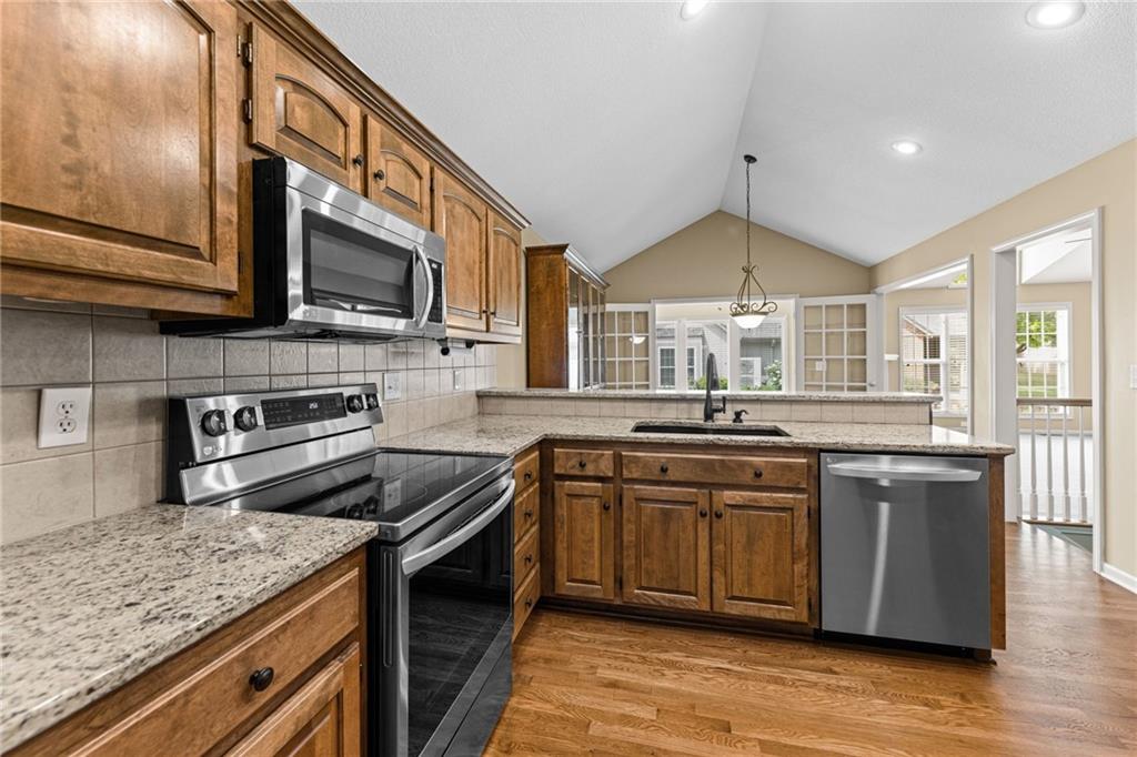 15261 S Symphony Drive Property Photo 14