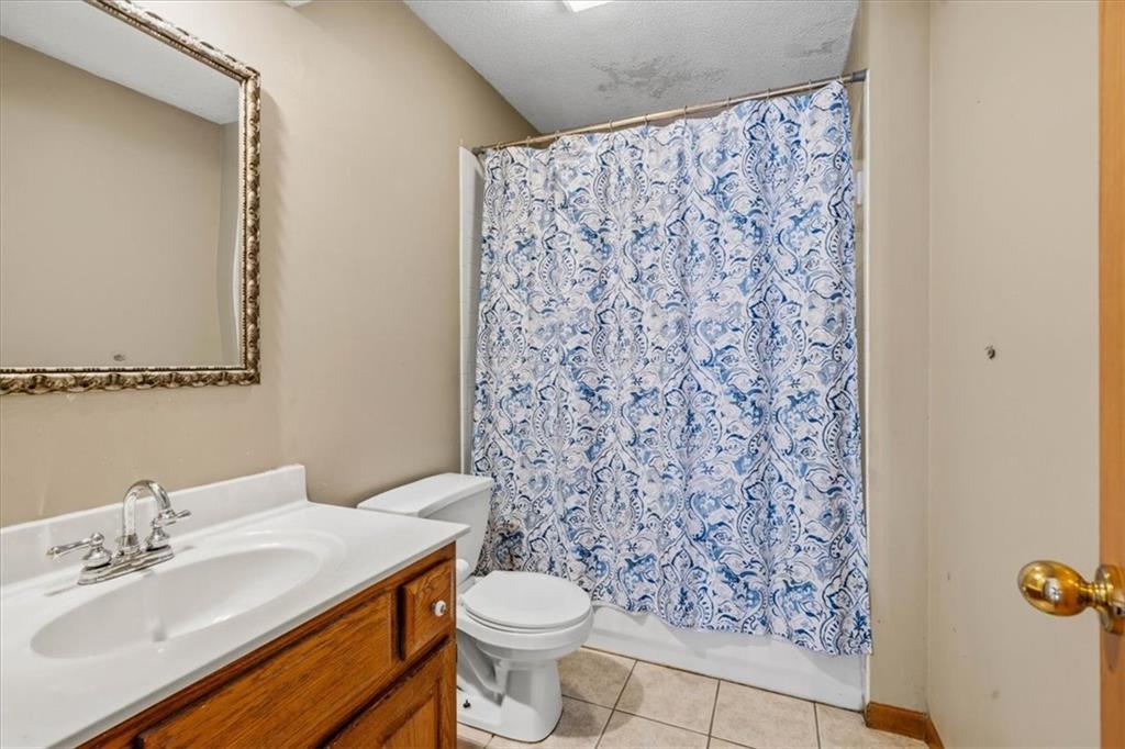 22012 W 48th Street Property Photo 16