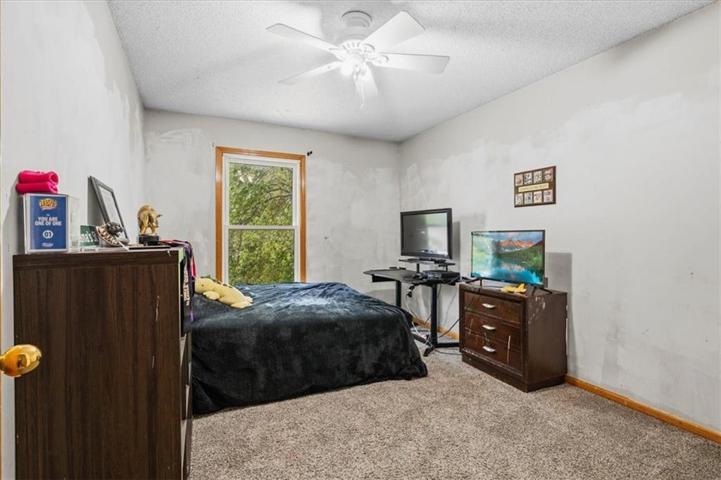 22012 W 48th Street Property Photo 17