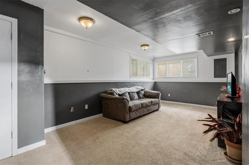 22012 W 48th Street Property Photo 18