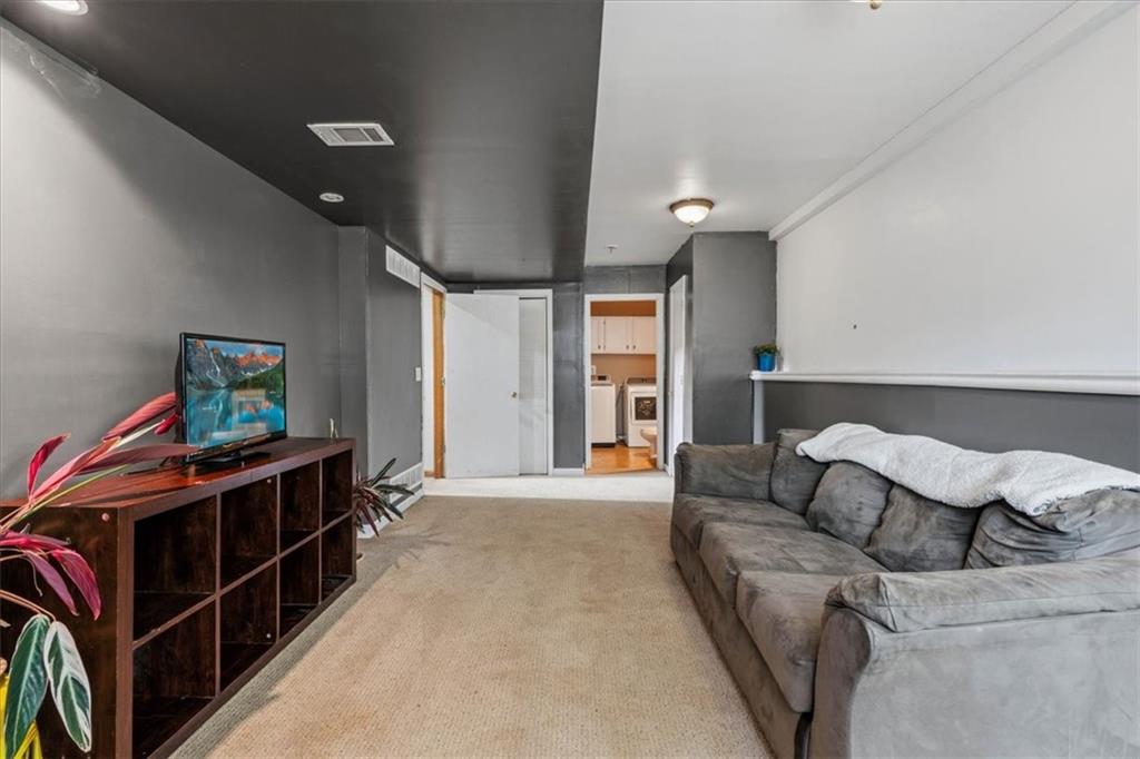 22012 W 48th Street Property Photo 19