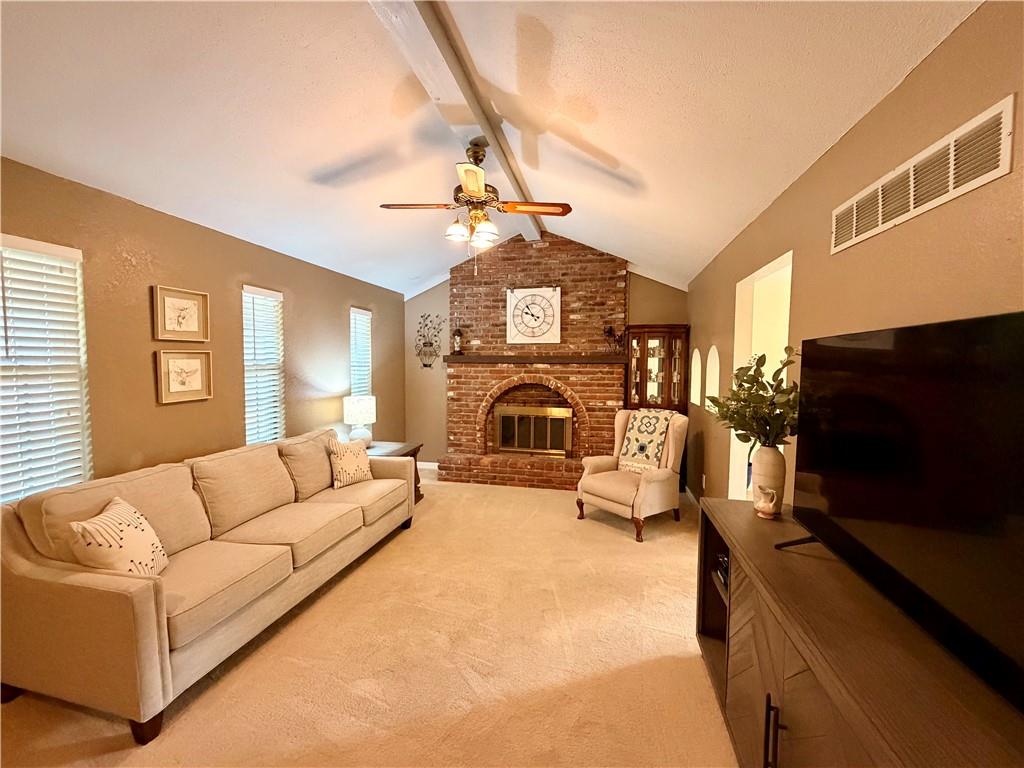 700 Sw 24th Street Property Photo 6