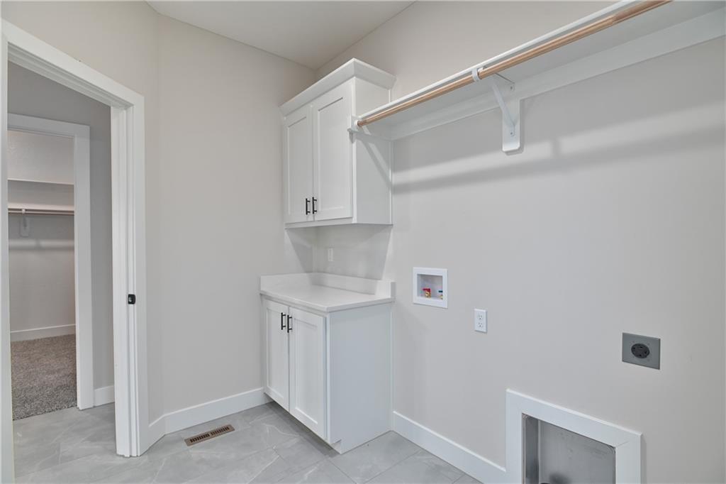 2394 W Wabash Street Property Photo 25
