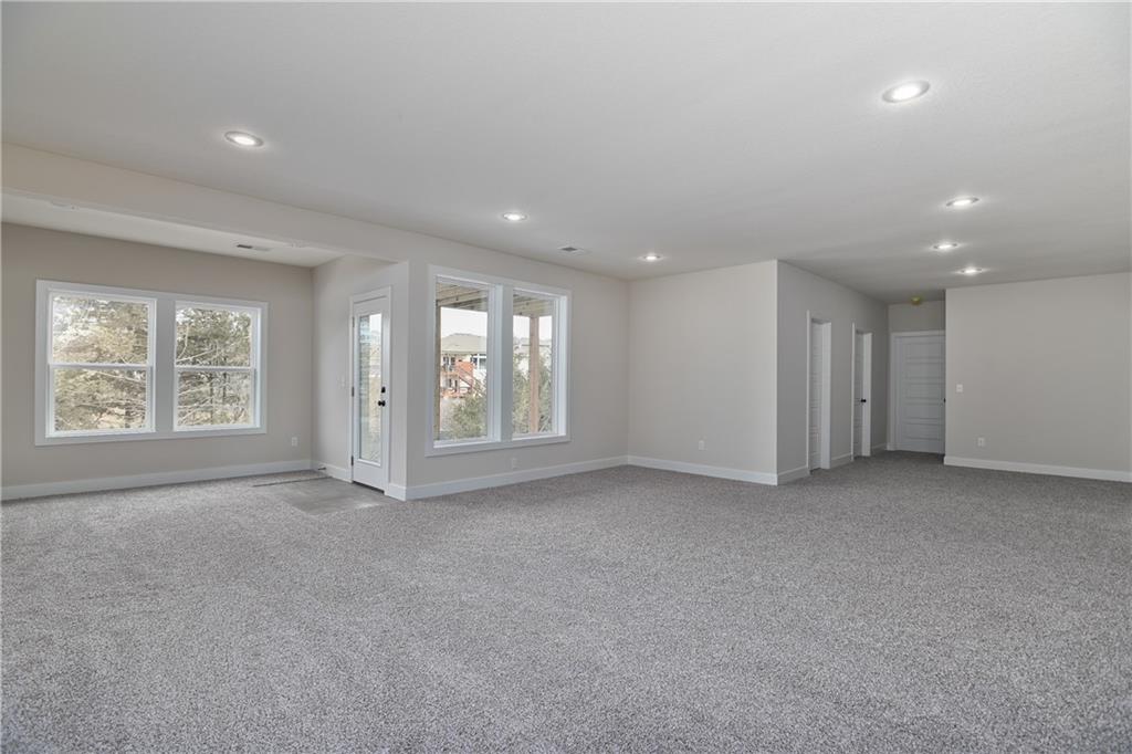 2394 W Wabash Street Property Photo 31